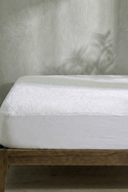 %50 Pamuk %50 Polyester Fitted Sıvı Geçirmez Yatak Alezi Beyaz