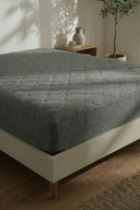 Kapitoneli Sıvı Geçirmez Fitted Alez Gri