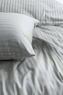 83 Tel (210 TC) Pamuk Saten Çizgili Nevresim Takımı - Tek Kişilik - Gri